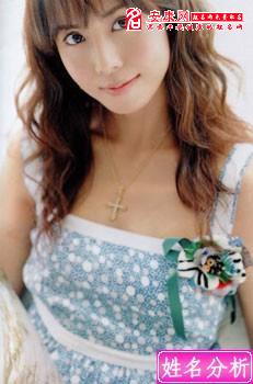 8月衣着色彩开运法(图)