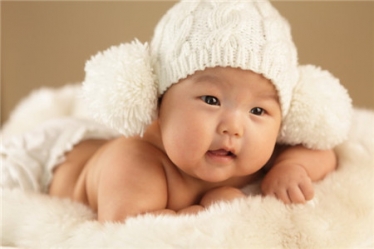 2018年12月25日圣诞节出生的女宝宝起名大全