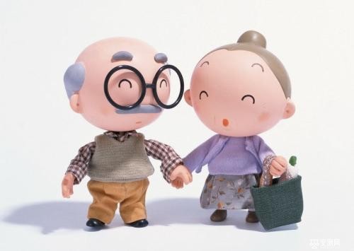 怎么给中老年服装起名会有生意