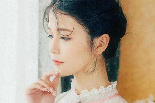 姓费的女孩名字唯美