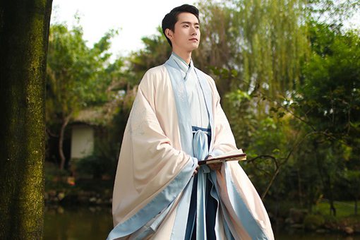 柳姓男孩起名古风