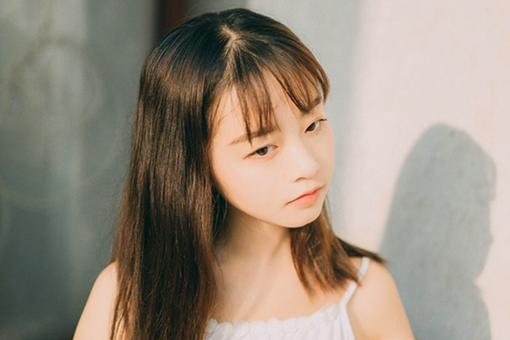 姓黄女孩100分名字大全
