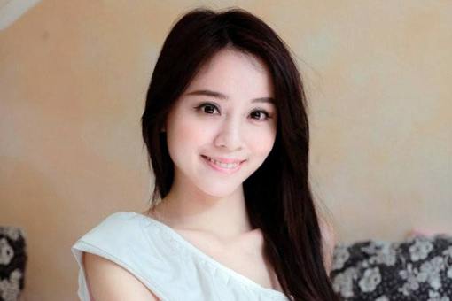 姓乔女生有寓意的名字