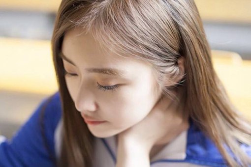 姓安女孩名字好听时尚