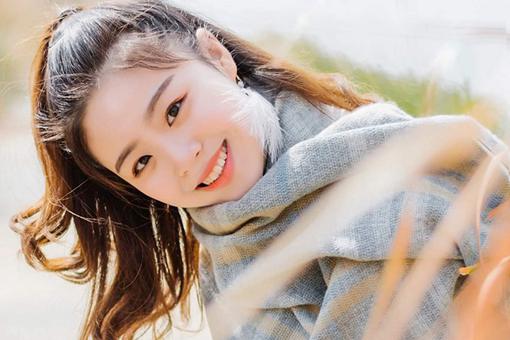 姓罗女孩名字优雅诗意