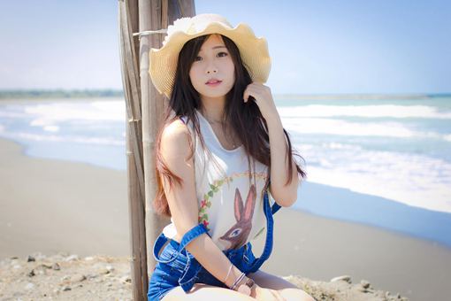 岑姓女孩带水字的名字