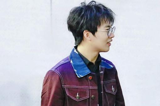 姓汤的男孩子有哪些好名字?汤取名字大全集男孩