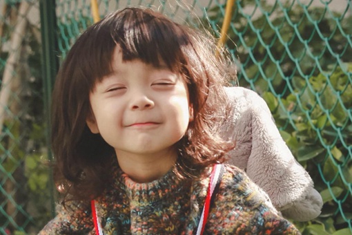 吴姓属鼠女孩的名字大全