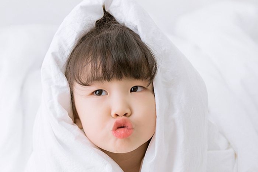 孙姓寓意好的两个字女孩名字大全