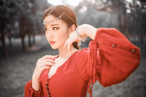 西域风格的女孩名字有哪些 西域古风名字大全