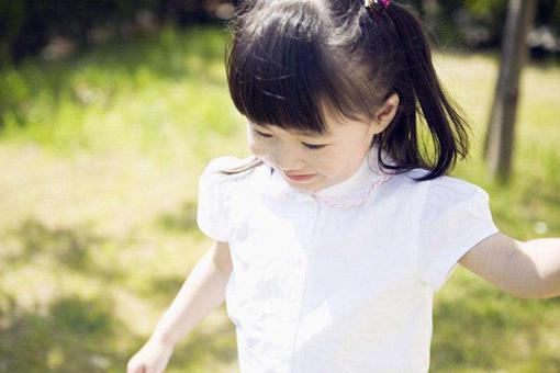 带金字旁的女孩名字有哪些?带金字旁的女孩名字大全