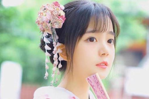 姓柳女孩名字唯美