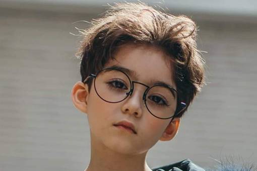 伯姓男孩起名 2020鼠年最新伯姓男孩名字精选