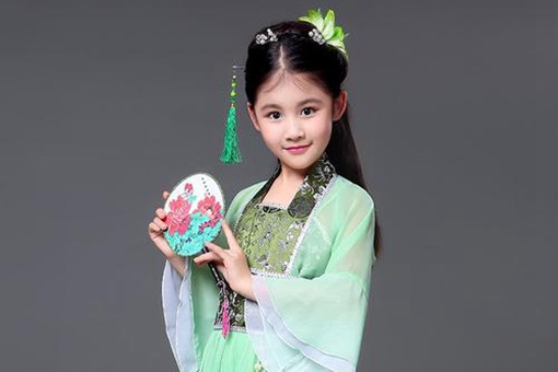 李姓属鼠男生名字大全 李姓属鼠男孩名字大全