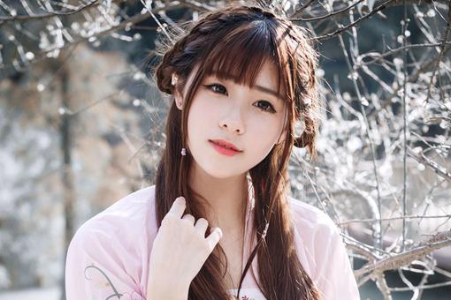 郝姓女孩简单创意名字