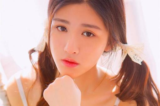 姓黄女孩名字优雅大气