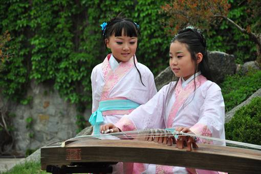 喜用神为金的女孩名字有哪些?2020喜用神为金的女孩名字大全