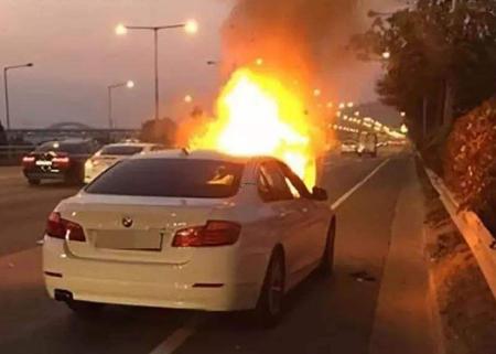 梦见灯泡爆了是什么意思