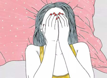 女人兜下巴面相
