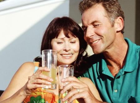 1976年龙男2024年每月运势 76年的男性在2024年婚姻如何