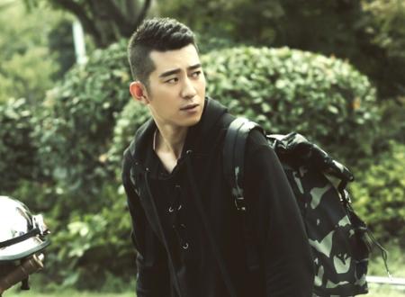 手掌掌纹很乱代表什么 有什么说法