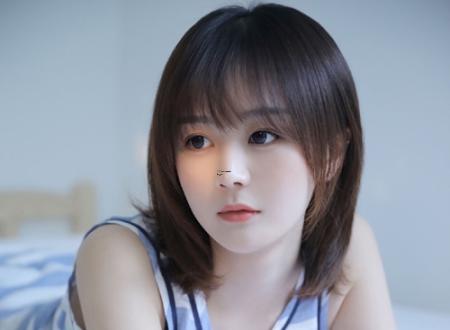 蠢萌的傻狍子鹿晗原名叫什么名字？