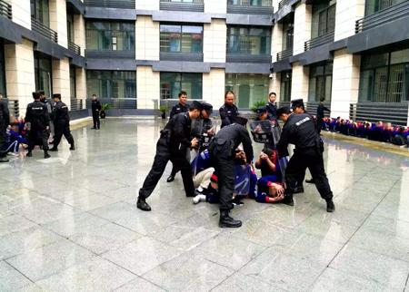 孕妇梦见梳头，检讨两人关系