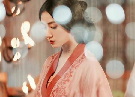 2025年四月份适宜订婚吉日查询大全 哪天好适合订婚的最佳吉日